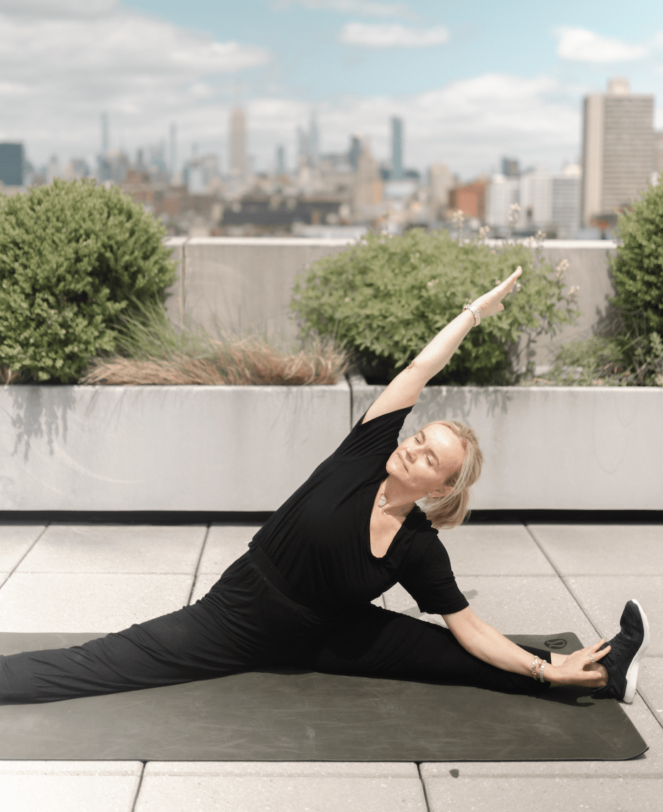 Holistic Skincare: Nurturing Your Skin Inside and Out – Joanna Czech