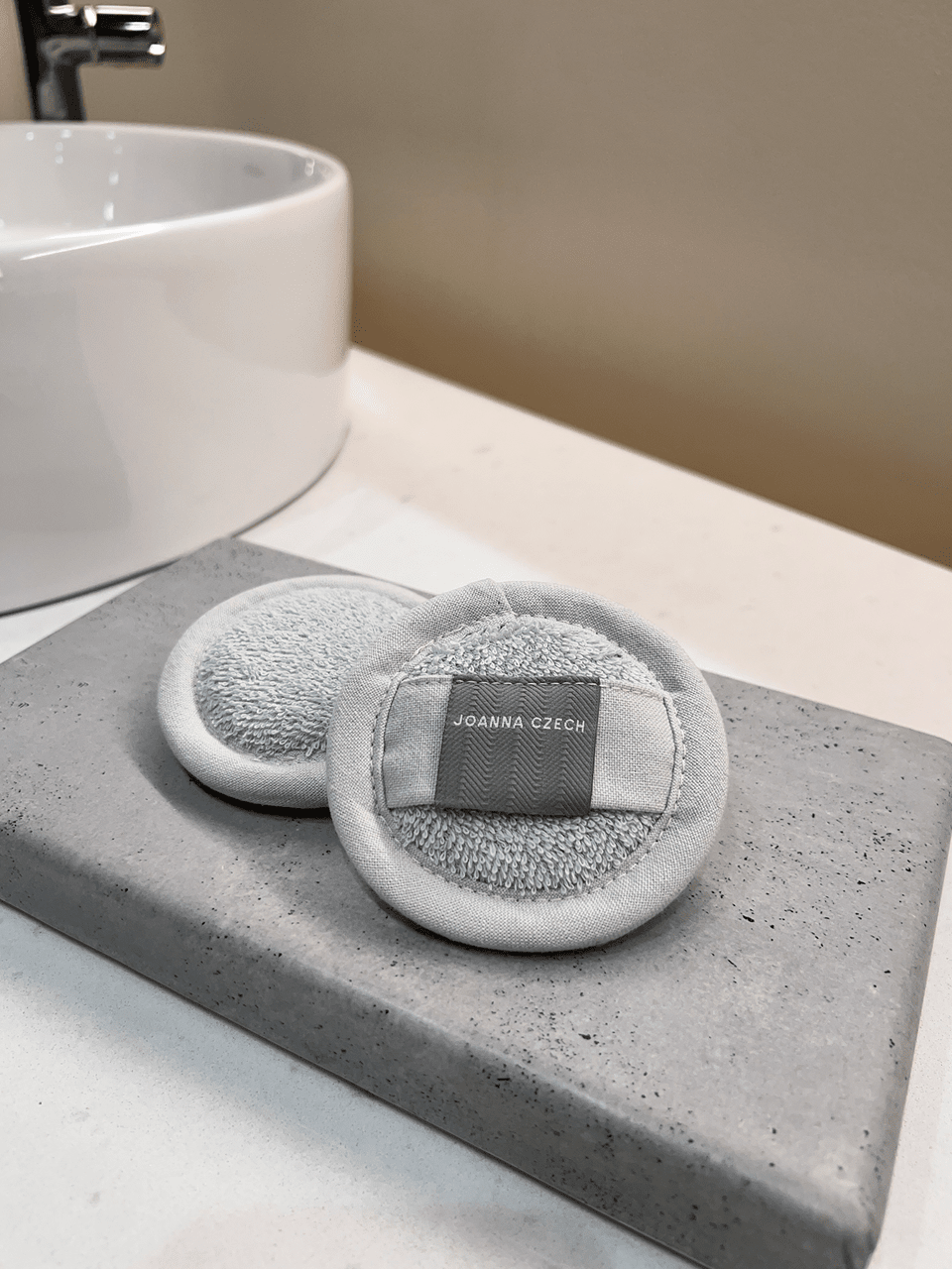 The Face Wash Pads TOOLS & ACCESSORIES Joanna Czech 